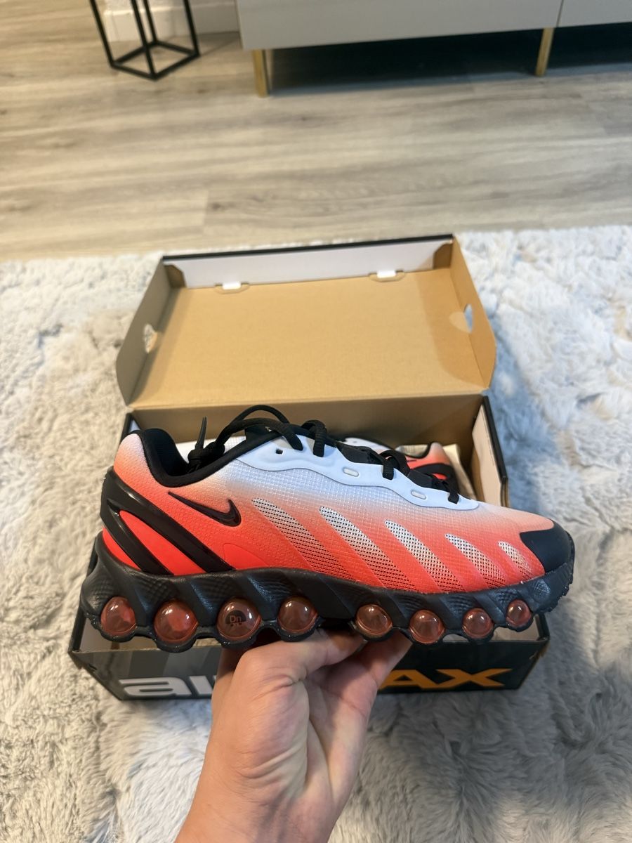 Nike Scarpe da uomo: Nike Air Max Plus Tn Se taille 41 neuf – Nuovo e nell'imballaggio originale da Urtenen-Schönbühl venduto da Big.sanad