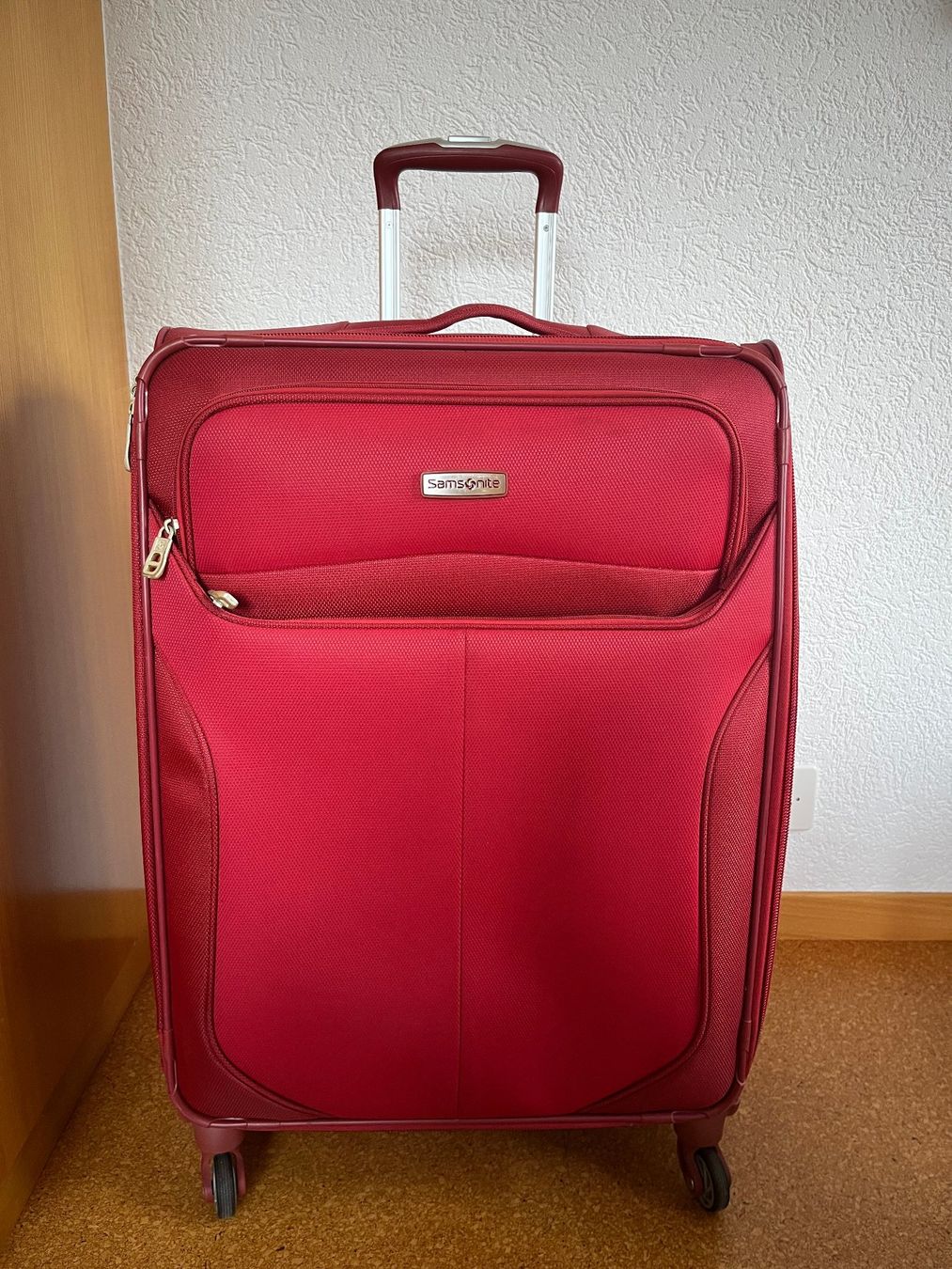 Samsonite Valigie: samsonite rollkoffer – Usato da Uttigen venduto da mas_6yq7