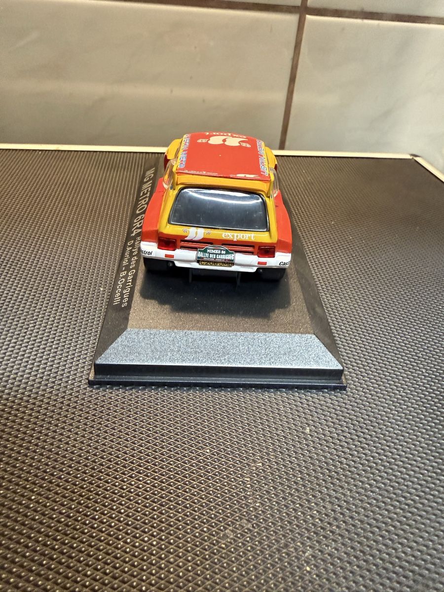 MG Modellautos: MG Metro 6R4 1986. 1/43 – Gebraucht aus Versoix von Jeannot57 3