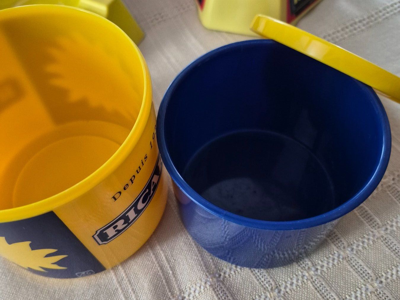 Alle Dekorationen: Ricard, objets de publicité – Gebraucht aus charmoille von mir_my9f 3