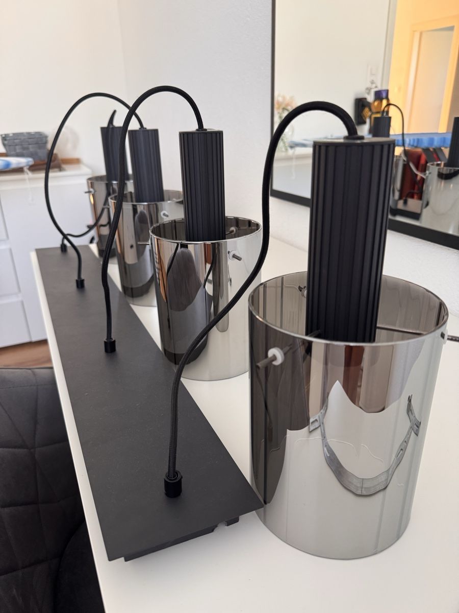 Livique Lampadari & plafoniere: Hängeleuchte 4-flammig Glas Schwarz – Nuovo (secondo la descrizione) da Kreuzlingen venduto da didi.20 3
