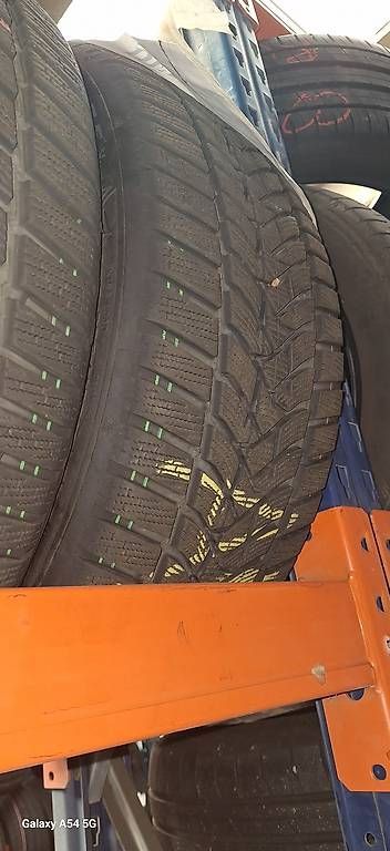 Sonstiges Schreiben & Zeichnen: Gomme invernali Dunlop 225/40/19 – Gebraucht aus Genestrerio von JohnCarley 1