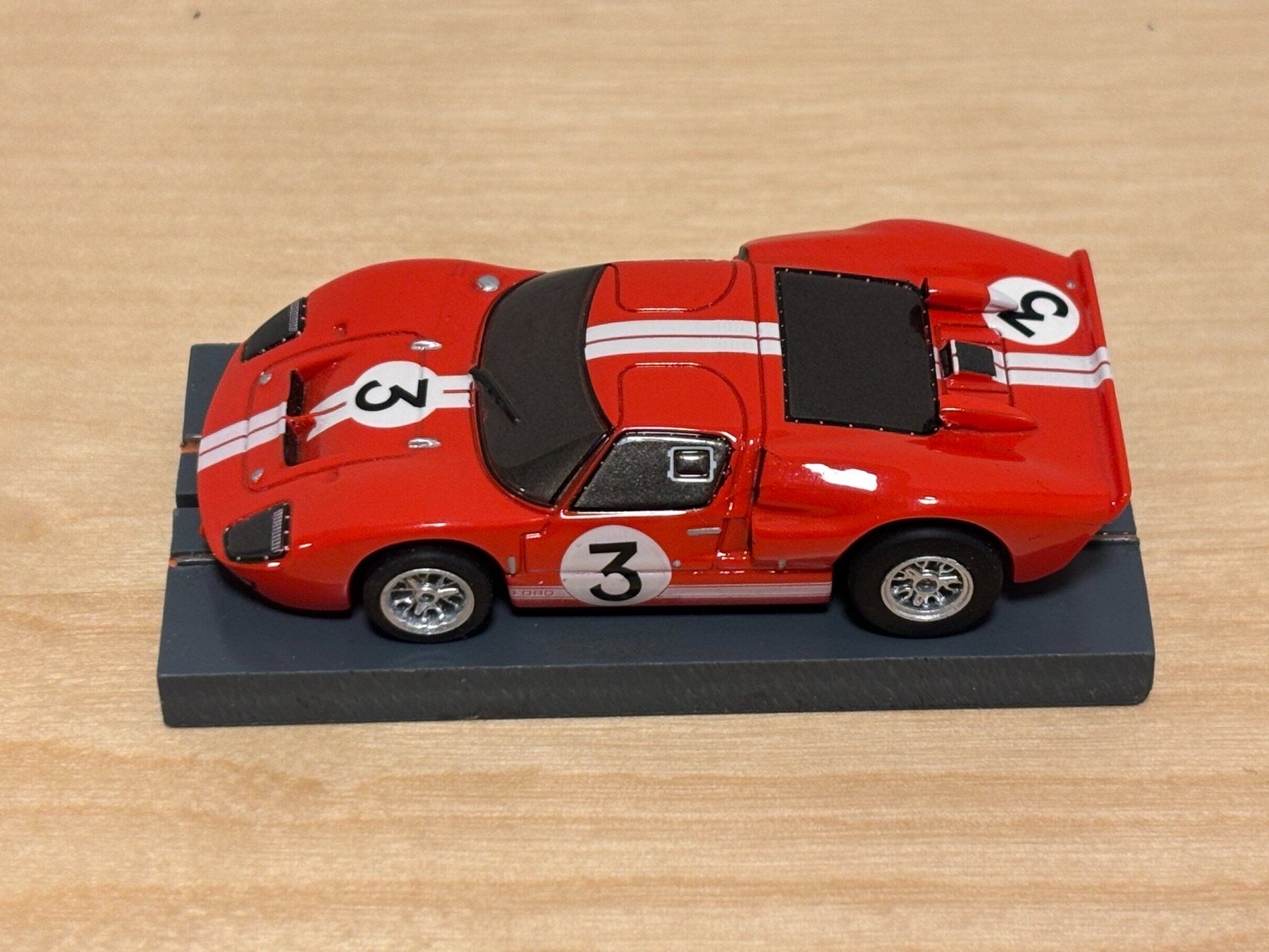Piste: AFX Racing Ford GT40 #3 rot 'Dan Gurney' – Nuovo e nell'imballaggio originale da Bülach venduto da h0slotch 1