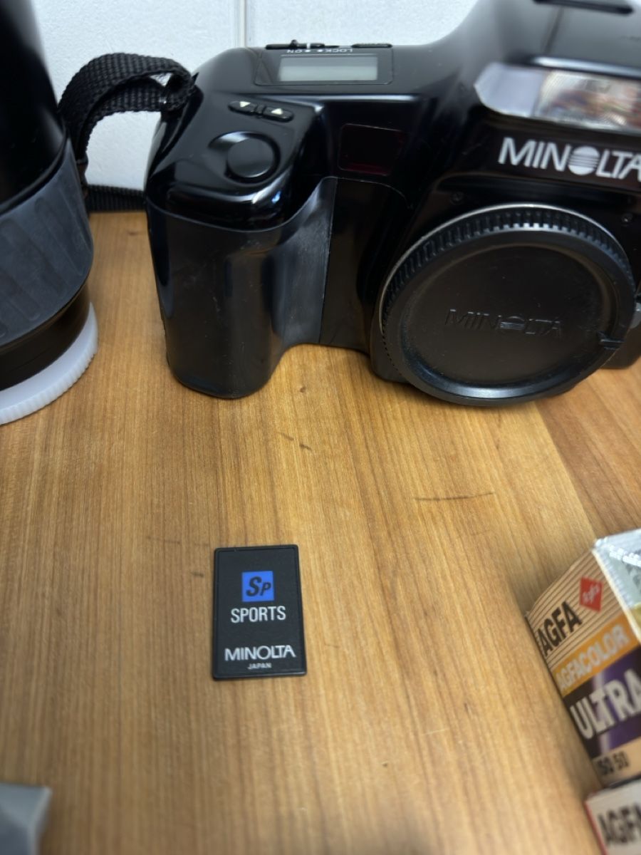 Minolta Fotocamera: Minolta Dynax 5000i mit Zubehör – Usato da Rafz venduto da Apfelmoscht 5