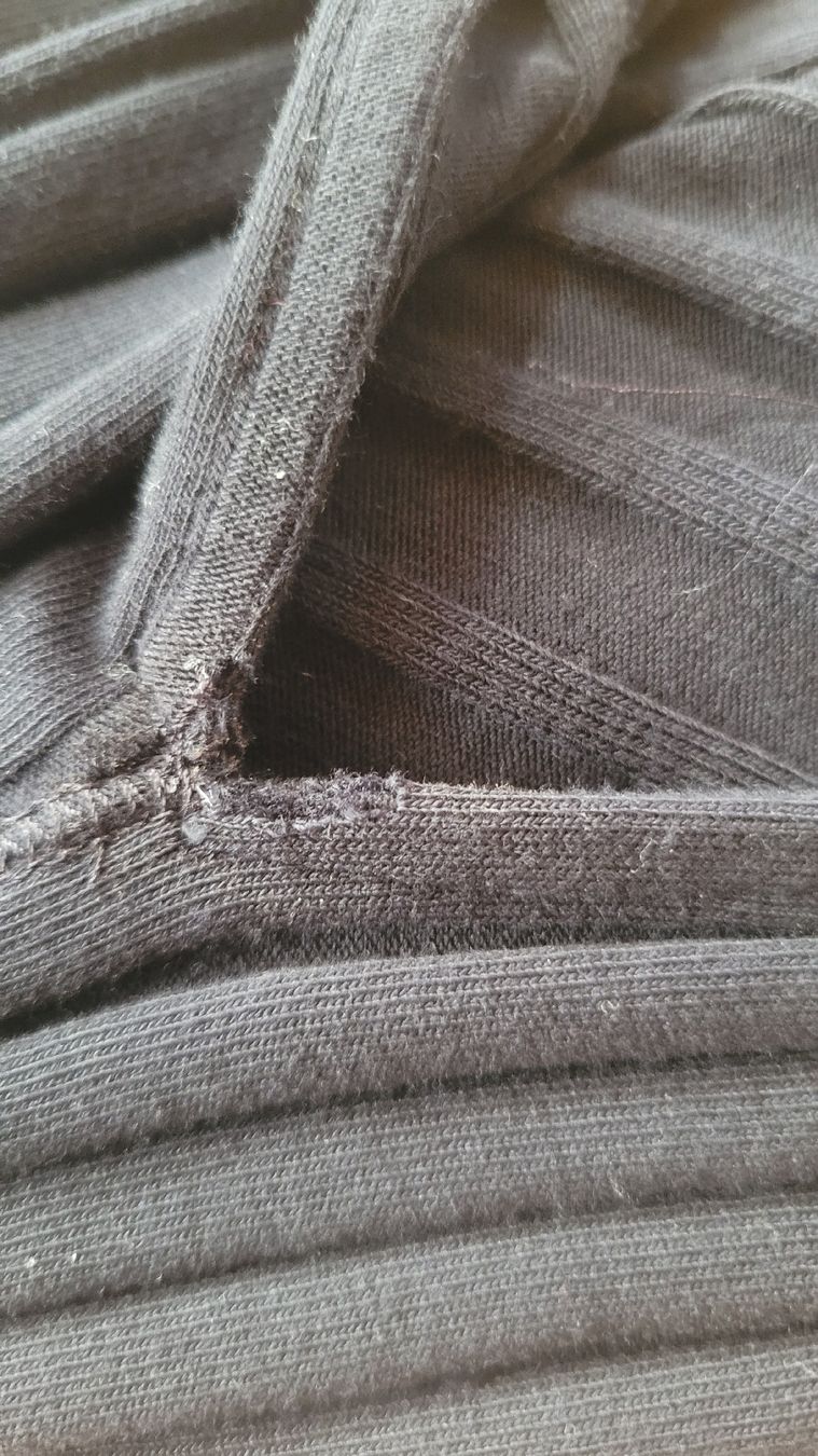 Vestiti: Rippstrick Kleid schwarz Zaida Grösse 40 – Usato da Horgenberg venduto da Klatschmohnmaria 5