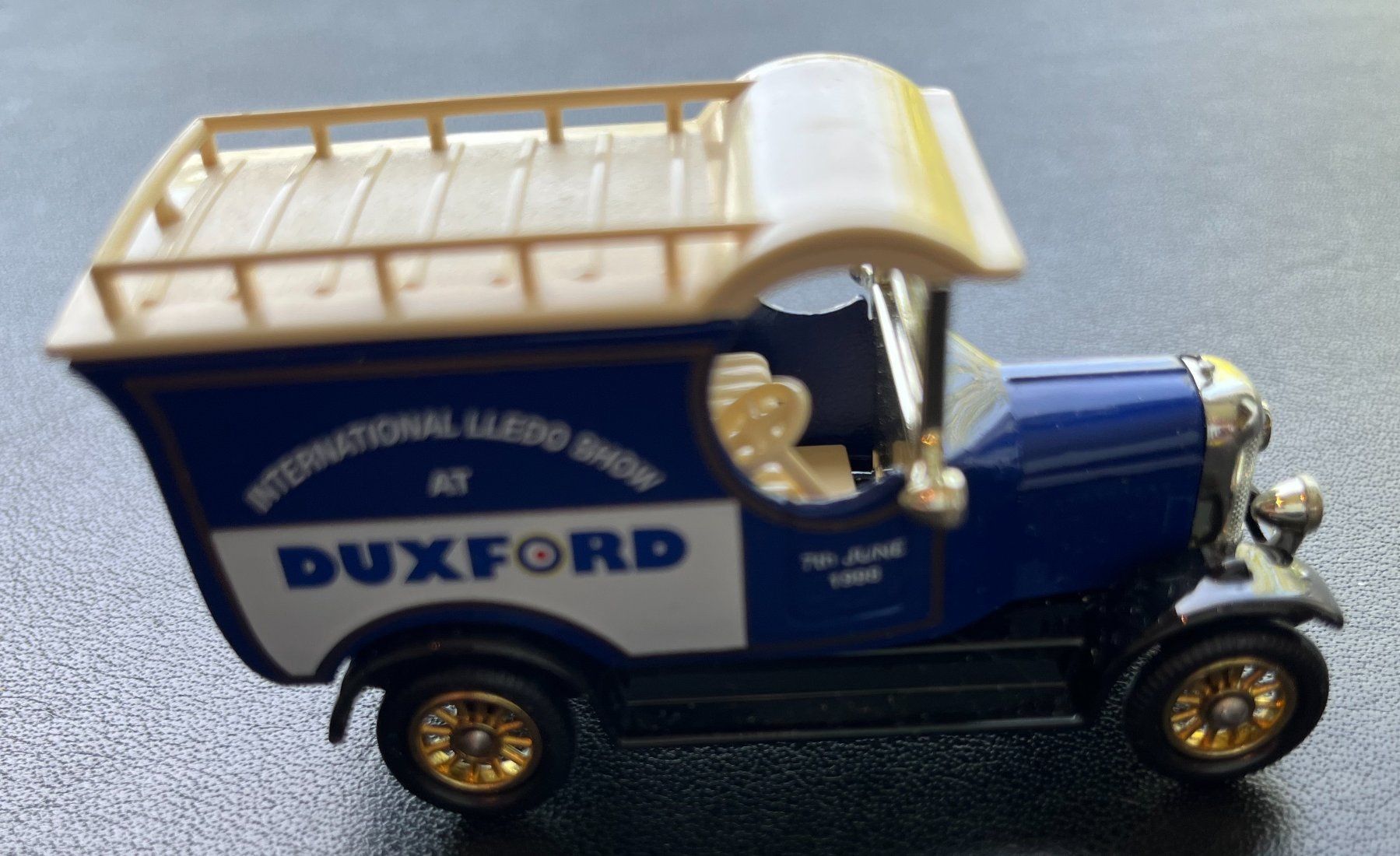 Kit di modellismo & Modellini statici: Duxford Lastwagen – Usato da Küsnacht ZH venduto da Koluk 3