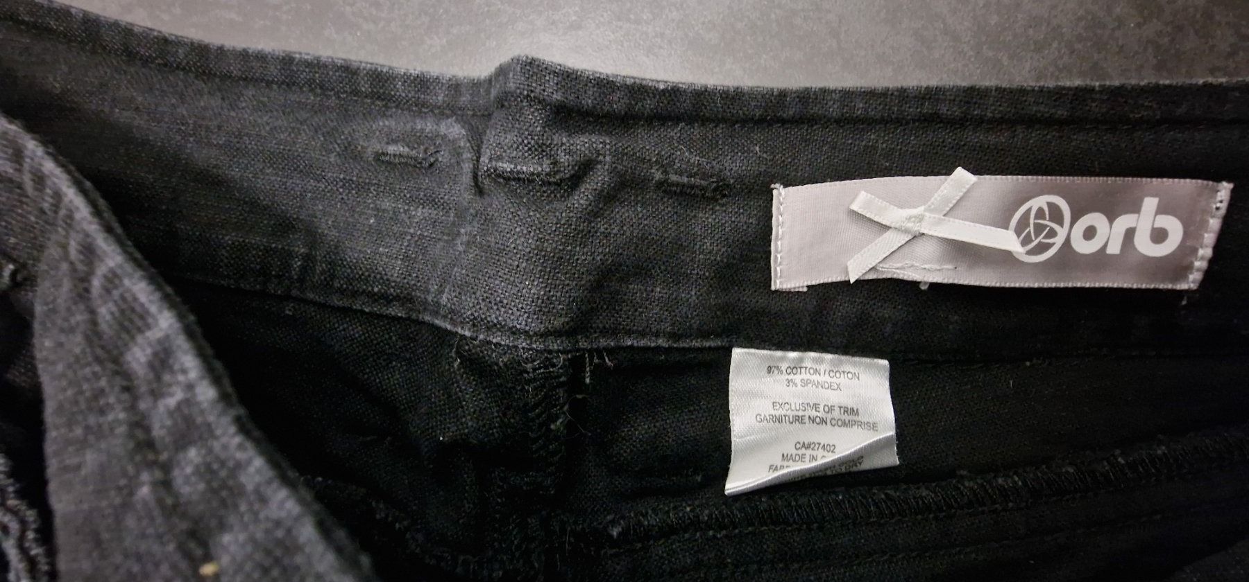Pantaloni: Bermuda Shorts ORB – Usato da Oftringen venduto da bin_2wk8 2