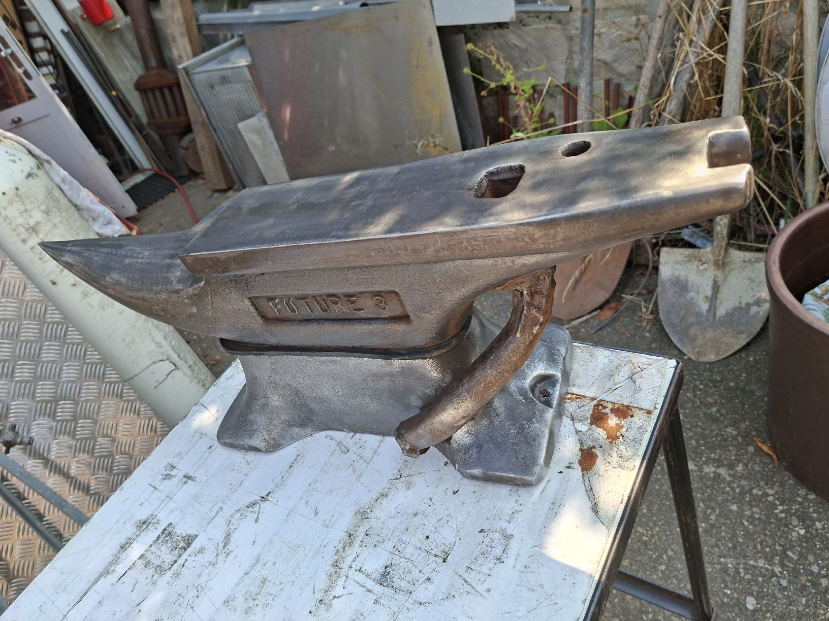 Werkzeuge: Amboss "Future 3", ca. 45kg,  Schmied Hufschmied – Gebraucht aus Grossdietwil von hufi10