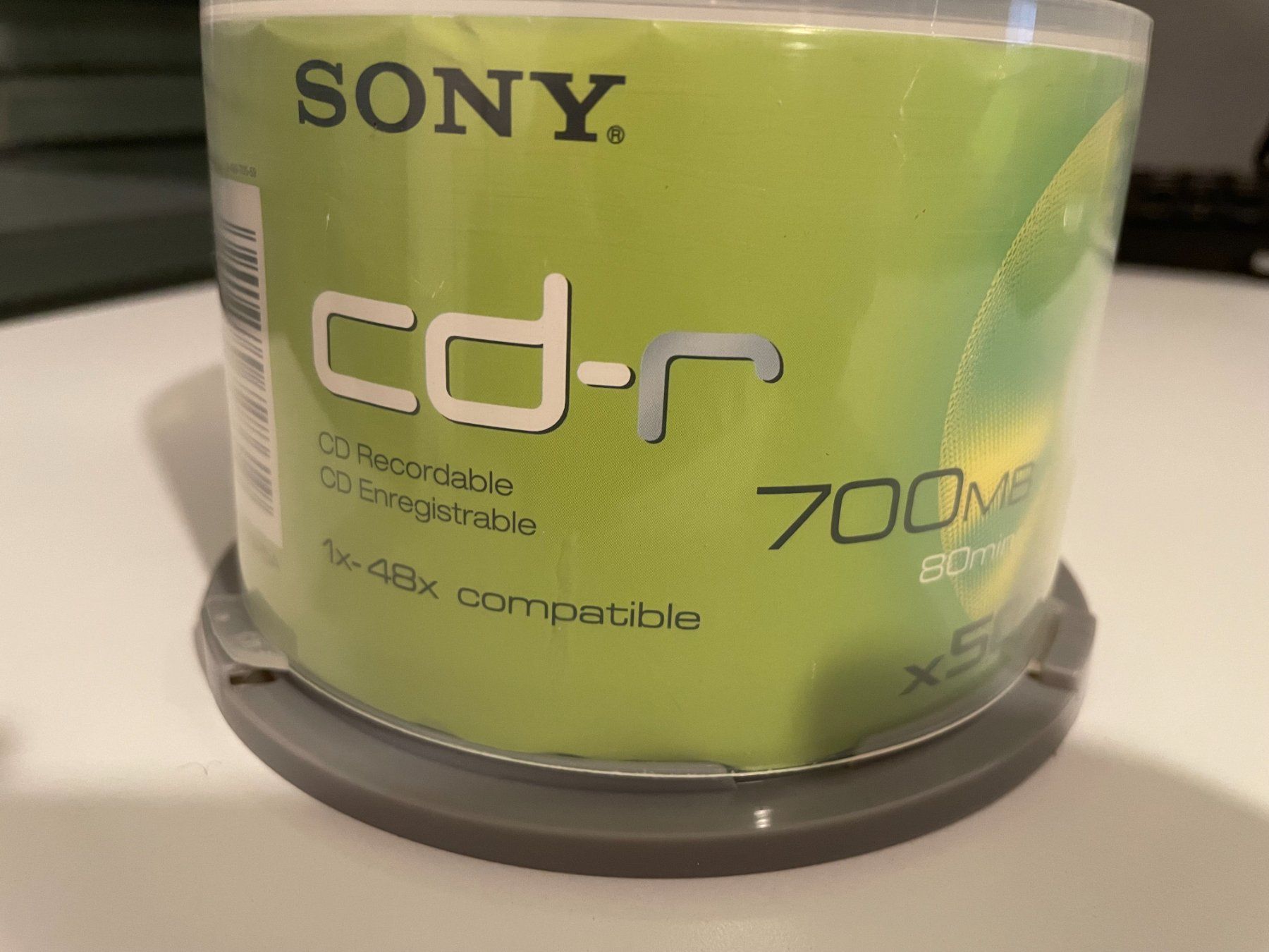 CD & DVD vergini: Lot de 10 CD-R Sony – Nuovo (secondo la descrizione) da Petit Lancy venduto da gil_hr6v