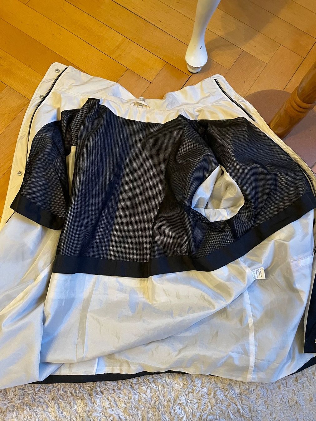 Giacche: Oversized German raincoat – Usato da Genève venduto da lailas_things 4