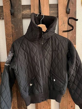 Kurze Steppjacke
