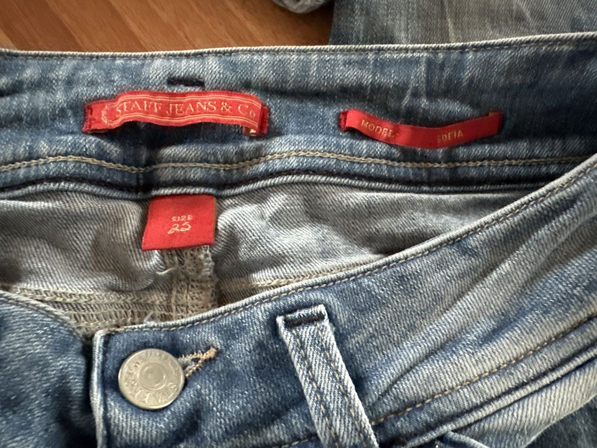 Jeans: STAFF Jeans Gr. 25  Model: Sofia – Usato da St. Gallen venduto da mai_zpt7 3