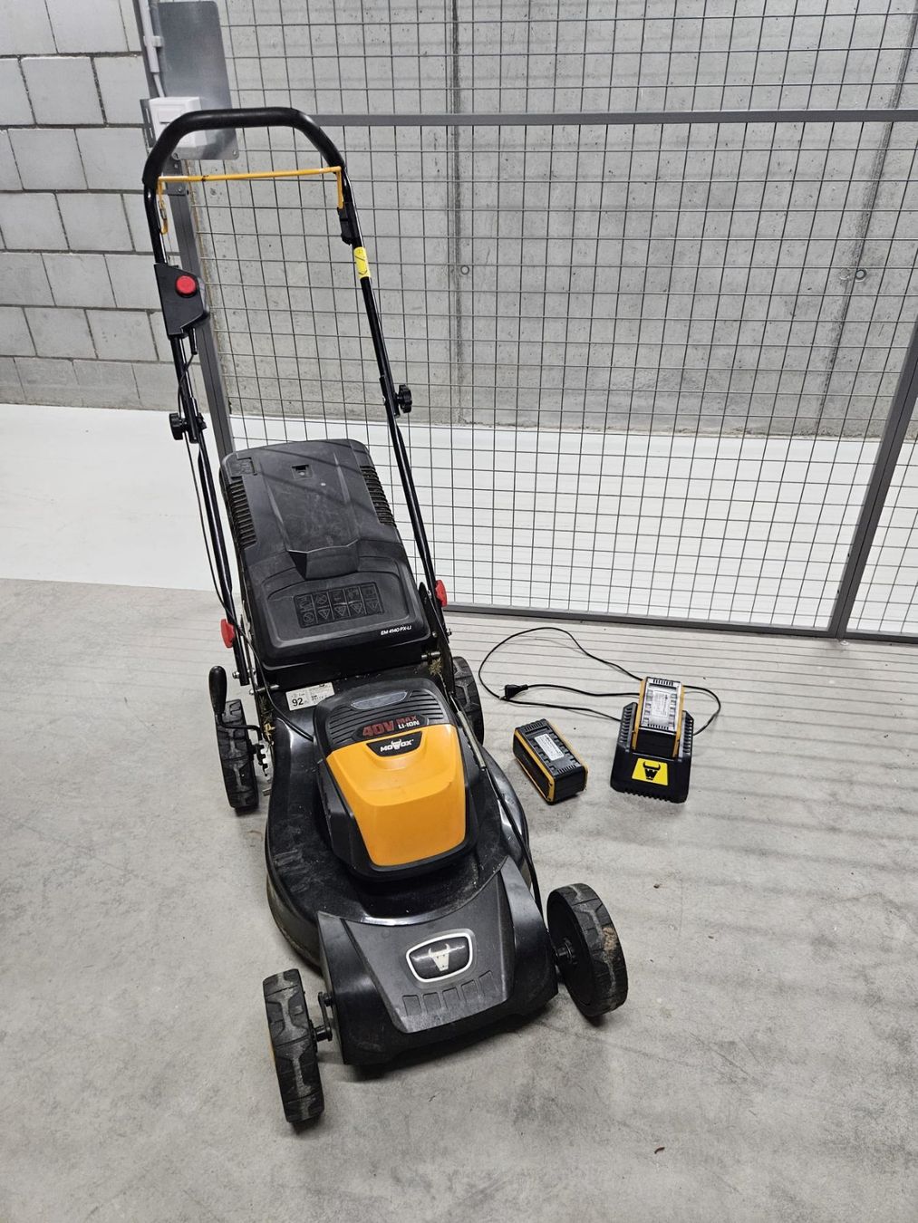 Tagliaerba: Mowox® Akkurasenmäher – Usato da Ostermundigen venduto da Kaervek_SUI