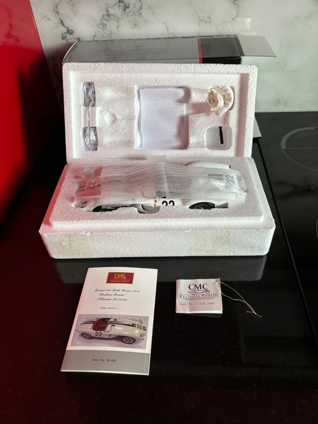 CMC Modellini d'auto: CMC Ferrari Testarossa weiss – Usato da Les Pontins venduto da Brumm01 3