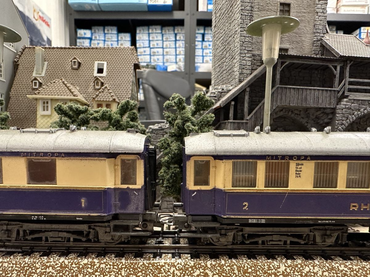 Liliput Modellini di ferrovie: Liliput DRG 2x Personenwagen – Usato da Lupsingen venduto da New-Haven 1