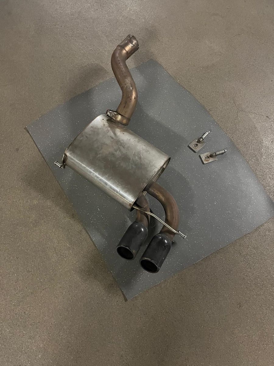 Audi Auspuffanlagen: Audi S3 8p Auspuff + Downpipe – Gebraucht aus Lenzburg von ramonnn