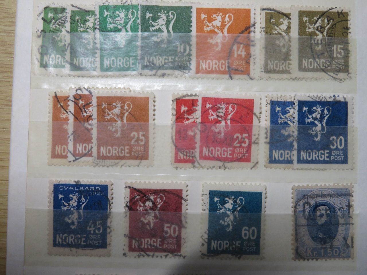 Alle Briefmarken: Norwegen ab uralt auf einer Doppelsteckkarte – Gebraucht aus Spreitenbach von heitersberg54 6