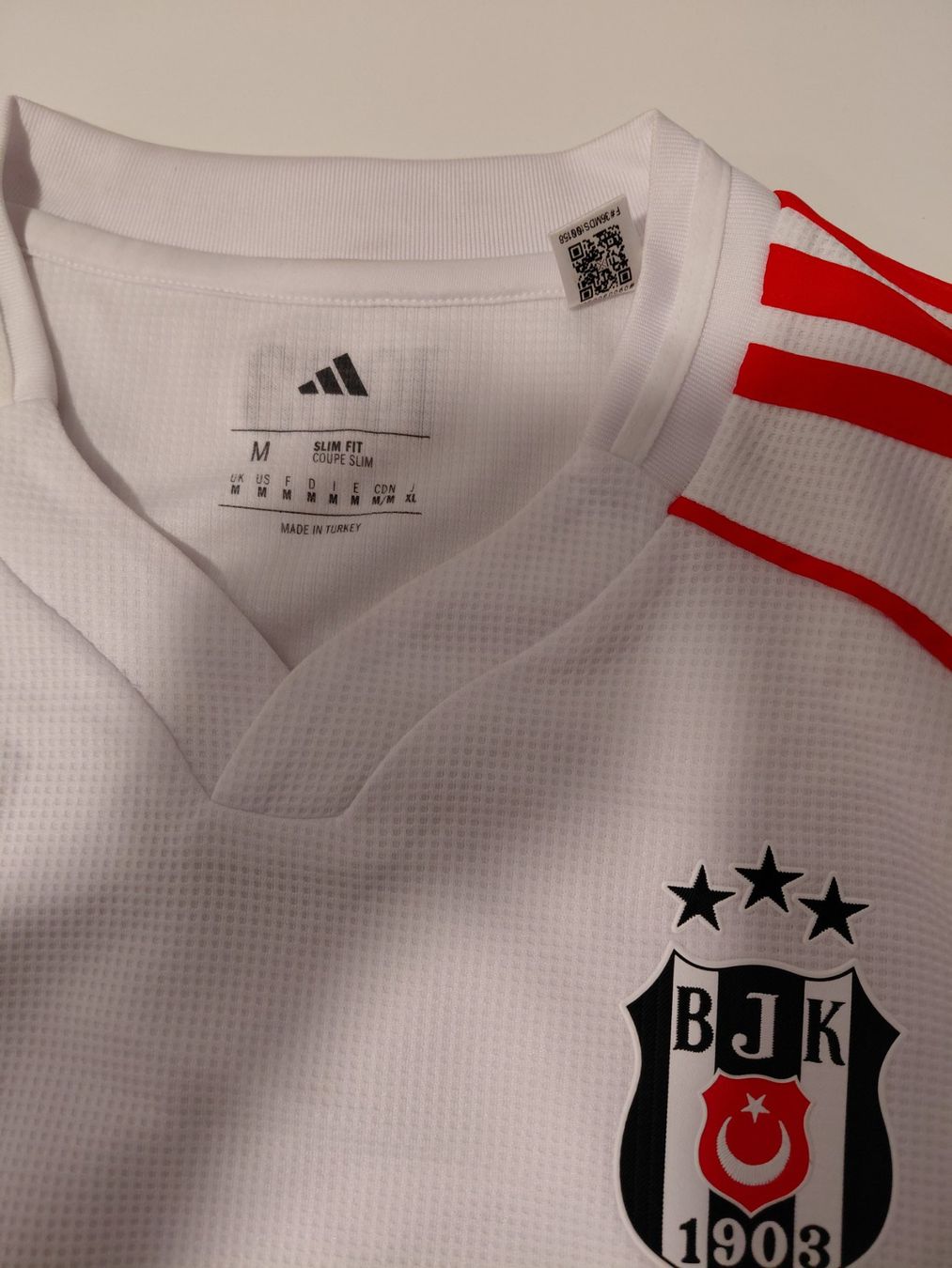Canottiere & Pantaloni: Matchworn Trikot Besiktas Istanbul – Usato da Roggwil BE venduto da Schlifer01 2