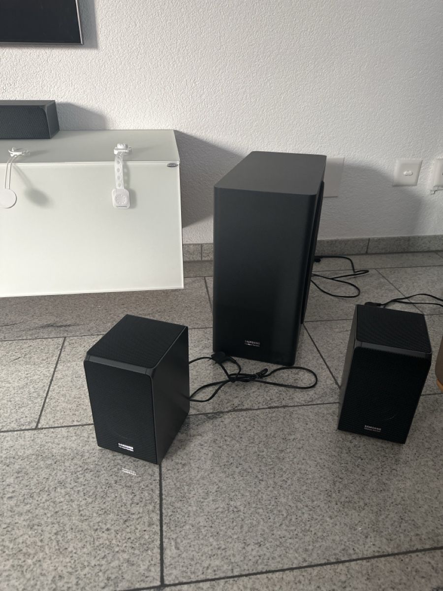 Samsung Haut-parleurs: Samsung Soundbar Q90R – D'occasion à Diepoldsau par fashionandmore 2
