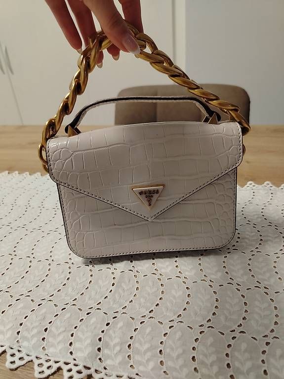 Guess Borse da donna: Borsa Guess – Nuovo e nell'imballaggio originale da Davesco-Soragno venduto da Mia_sii 4