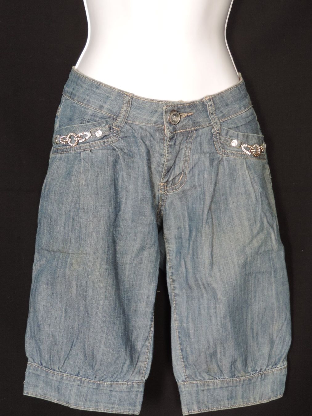 Jeans: corsaire jeans bleu à brillant – D'occasion à Genève par Axelle333 2