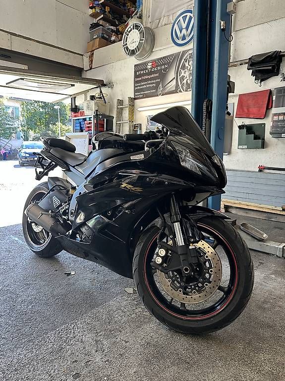 Strasse: Yamaha R6 – Gebraucht aus Tägerwilen von Valon.98
