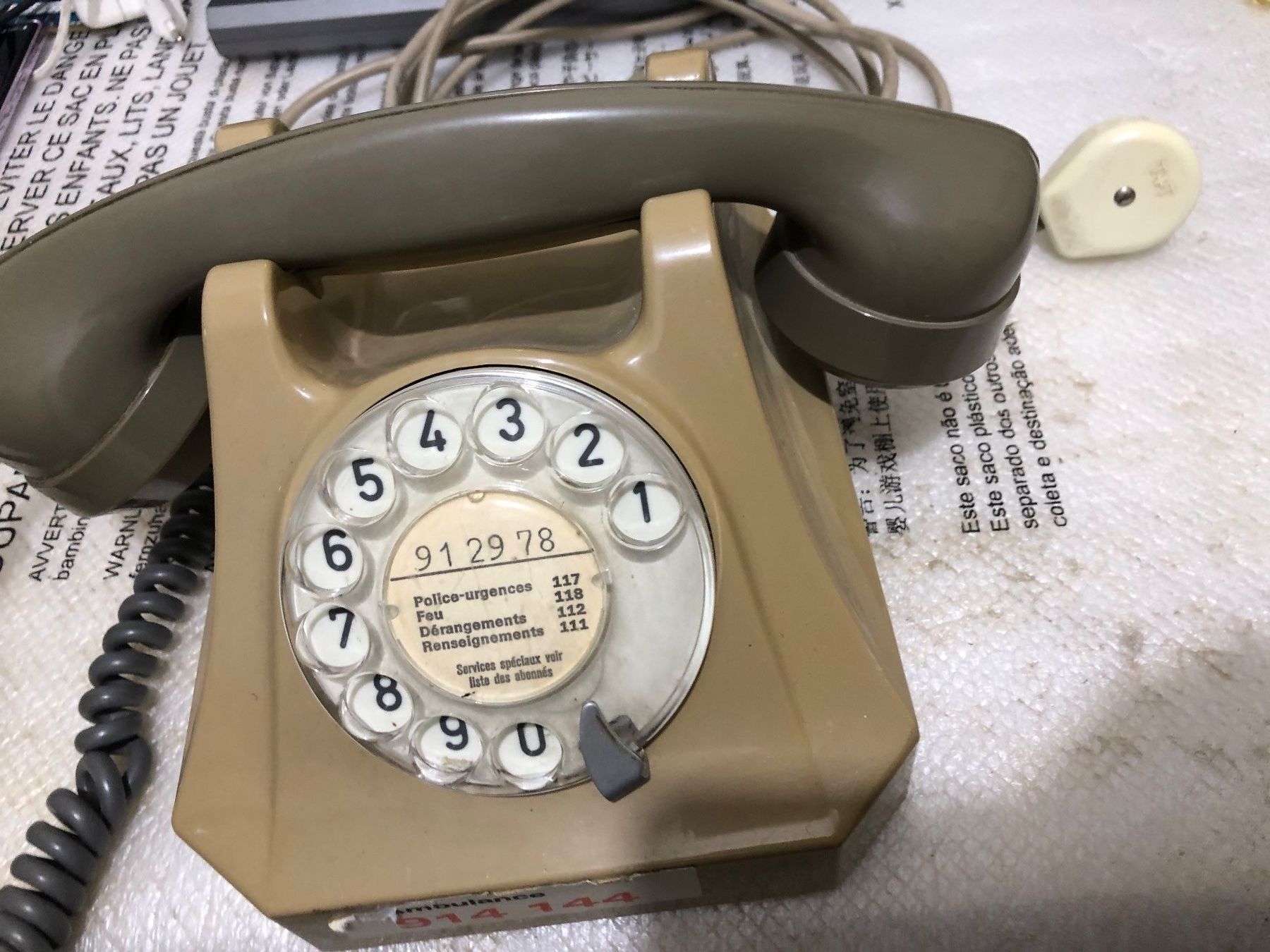 Telefone: Hintage  Telefon – Gebraucht aus Biel-Bienne von alos07 1