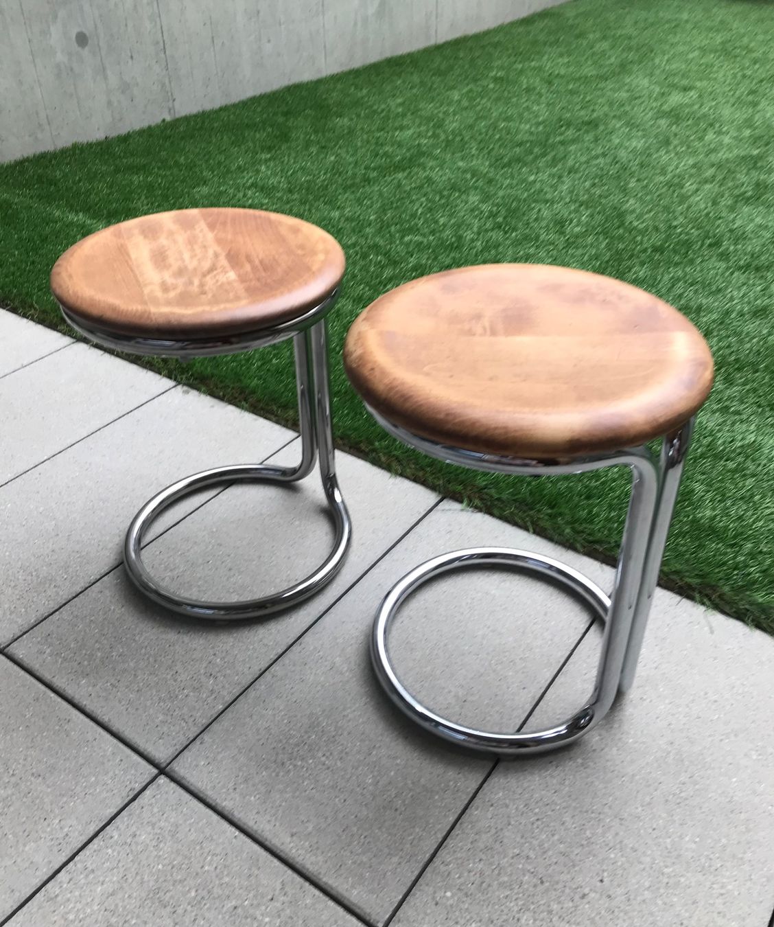 Tabourets: 2x Hocker – D'occasion à Küsnacht ZH par Quiti