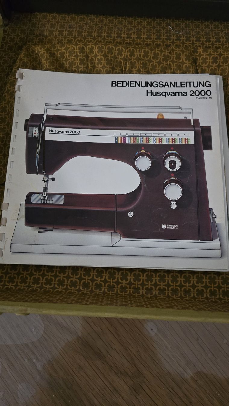 Husqvarna Machines à coudre: Machine à coudre Husqvana 2000  – Défectueux à Brügg BE par ame_gjp8 5
