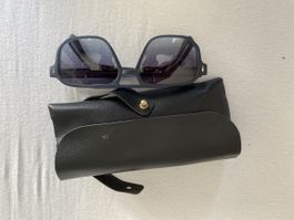 Lunettes de soleil de marque, parfait état, étui inclus!