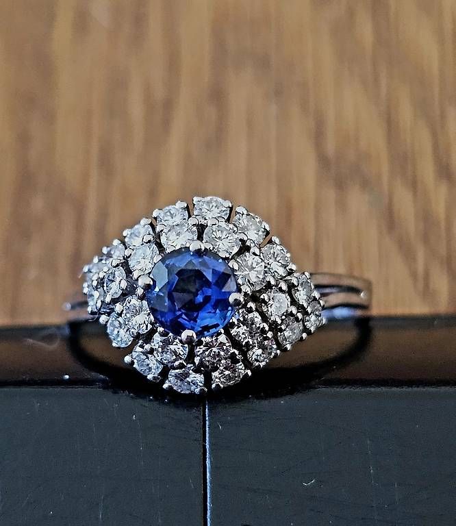 Ringe: Weissgold-Saphirring – Gebraucht aus Obergösgen von Chregi720 1