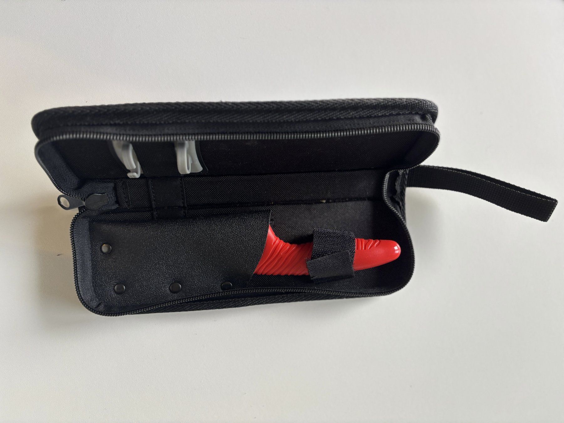 Kai Küchenmesser: KAI - Couteau de cuisine junior TIM MÄLZER JUNIOR rouge – Neu (gemäss Beschreibung) aus Grand-Lancy von alf_8dk7 2