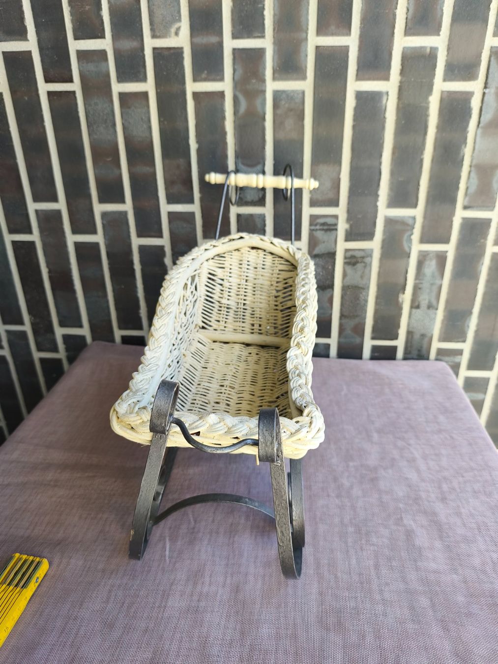 Alle Dekorationen: Vintage Deko Korbschlitten – Gebraucht aus Zürich von Jul69 3