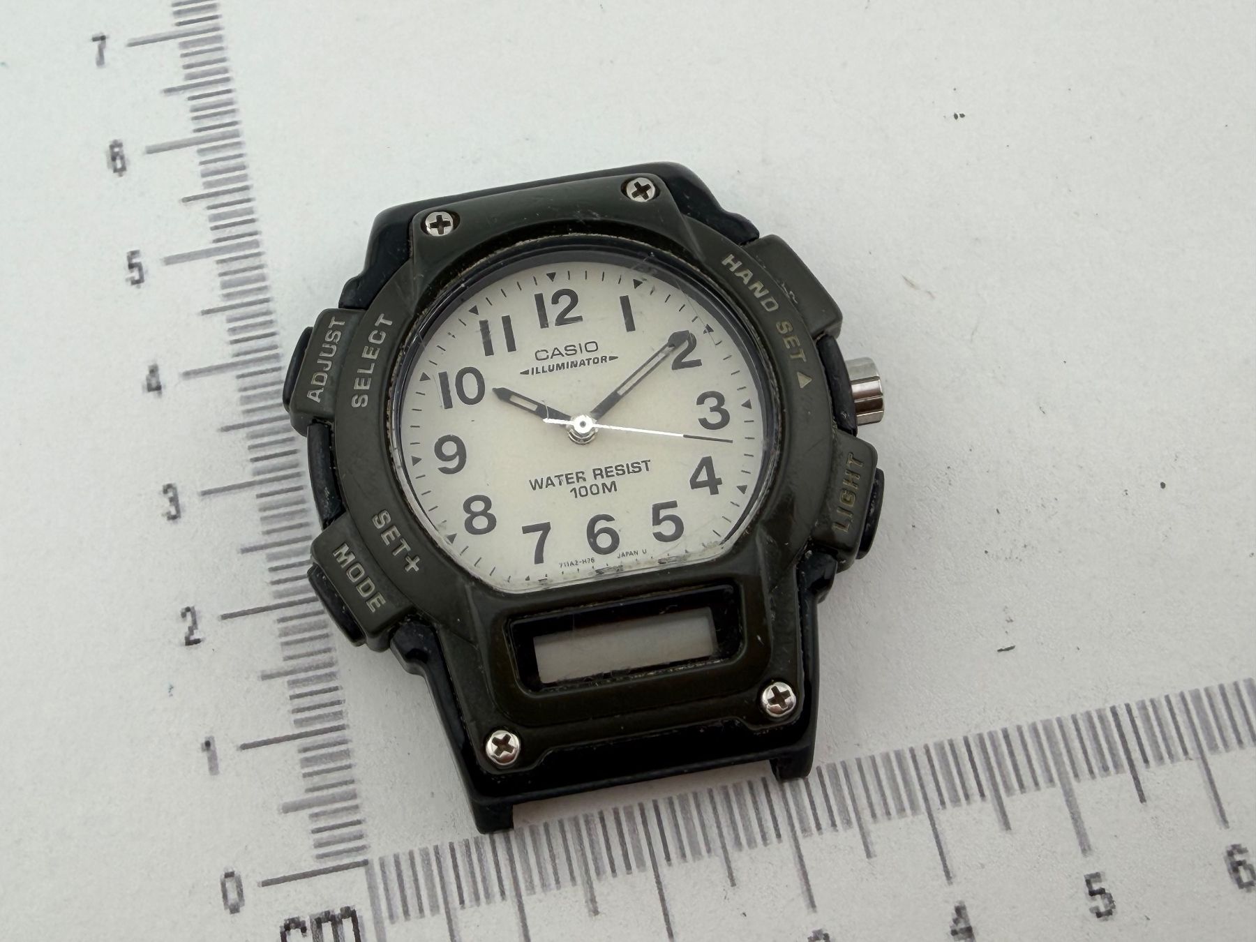 Casio Uhren: Vintage CASIO Herrenuhr – Defekt aus Biel/Bienne von MrP_WatchesBiel