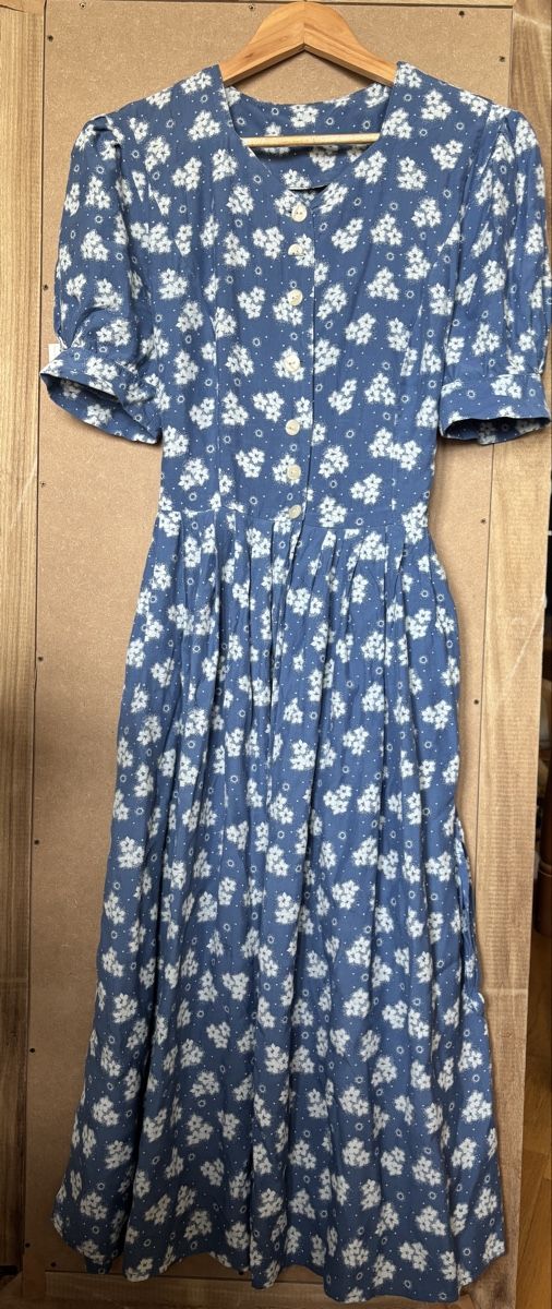Robes: Robe vintage S/M – D'occasion à St-Saphorin-Lavaux par selb94