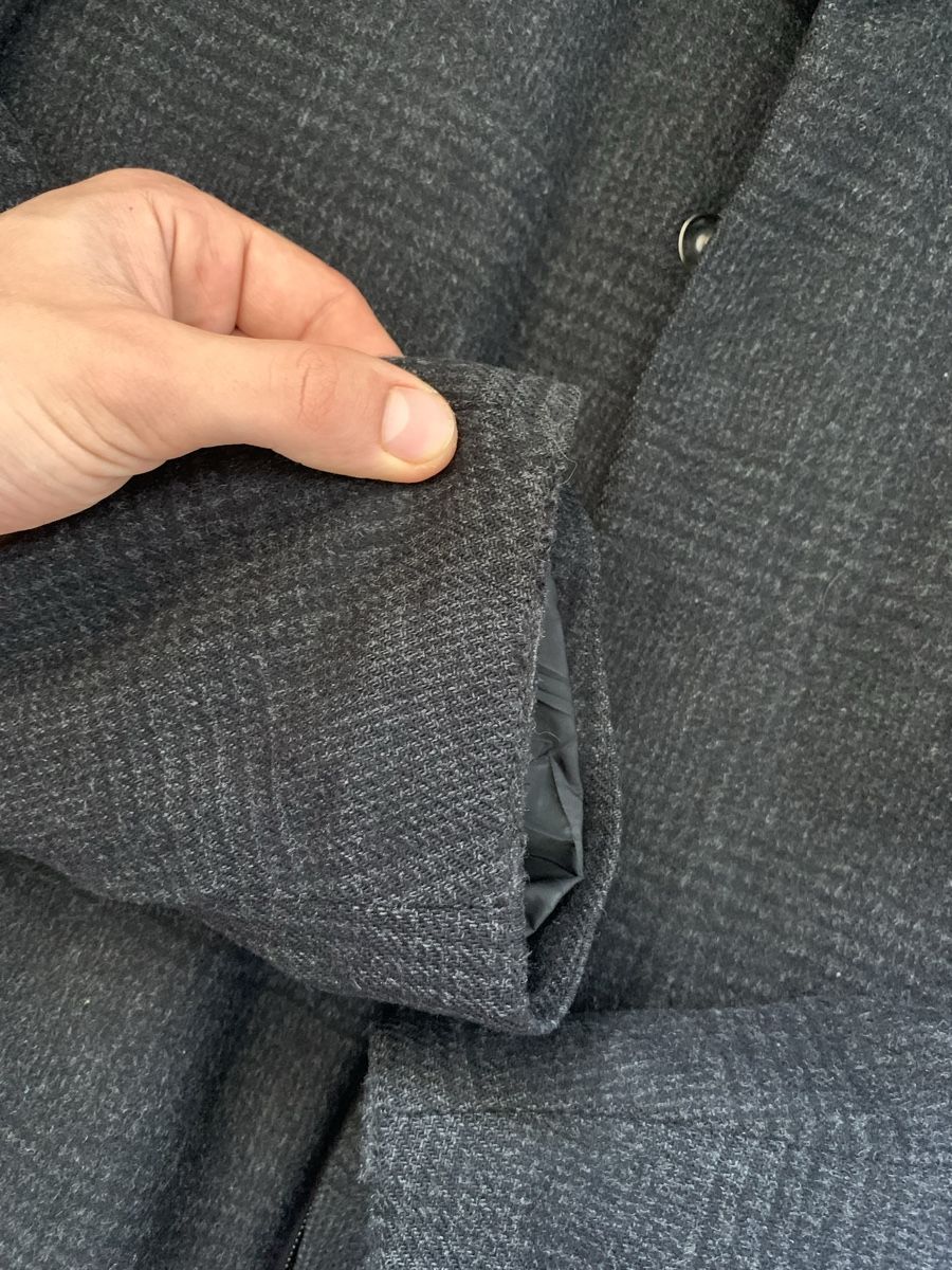 Prada Cappotti: Prada wool coat, size 50, anthracite grey – Usato da Brislach venduto da edu_t6pq 6