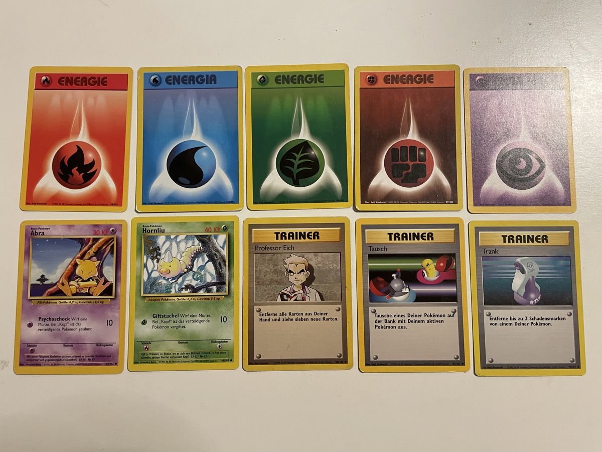 Pokémon Carte collezionabili: Pokemon Base Set, 10 Karten – Usato da Zürich venduto da Bomboo