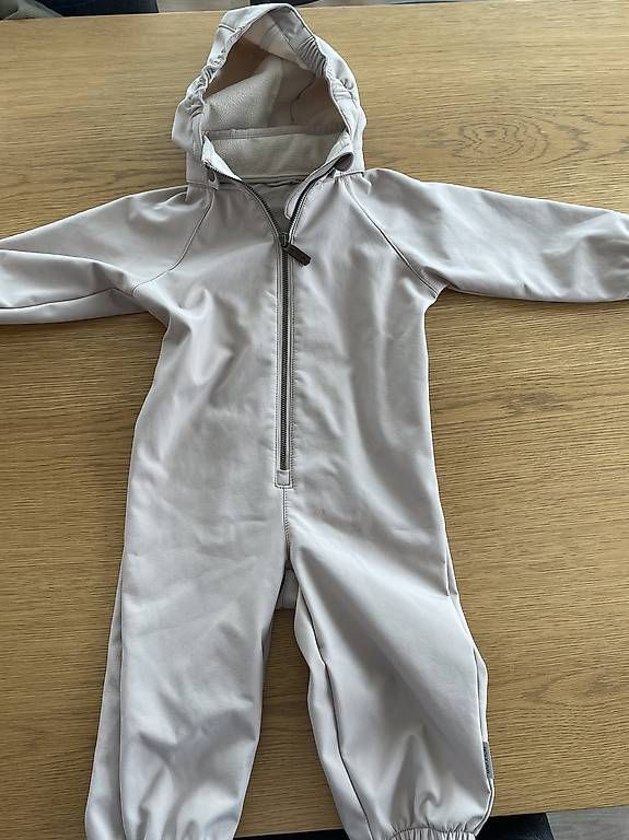 Strampler: Matchoverall von MINI A TURE Gr. 18M – Gebraucht aus Schindellegi von Erna_B.