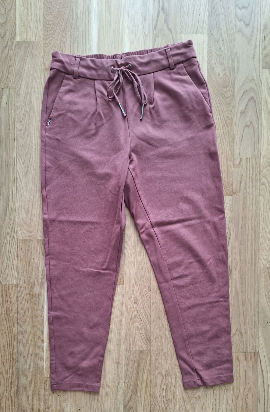 Only Hosen: ONLY Stoffhose rosa Grösse S/30 – Gebraucht aus Winterthur von Simply_nm