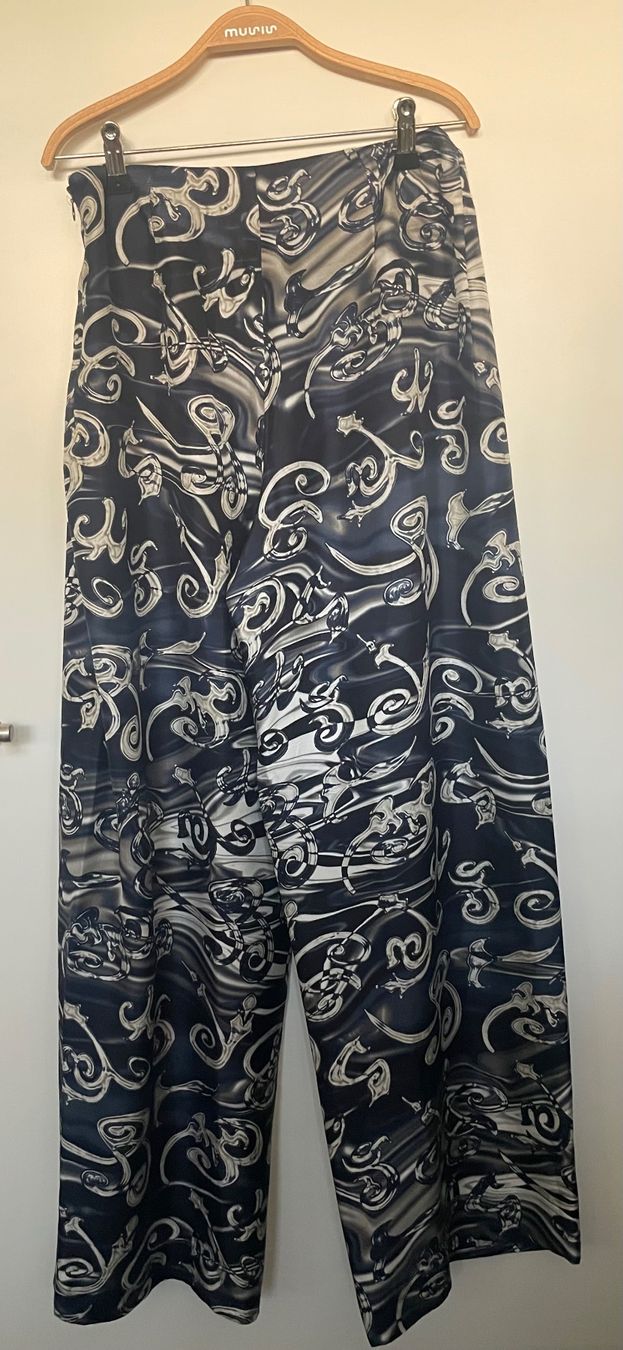 Salvatore Ferragamo Pantaloni: Salvatore Ferragamo Seidenhose - Gr. 38 – Usato da Hünenberg See venduto da DND5 1