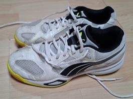 Puma Hallenschuhe Grösse 40