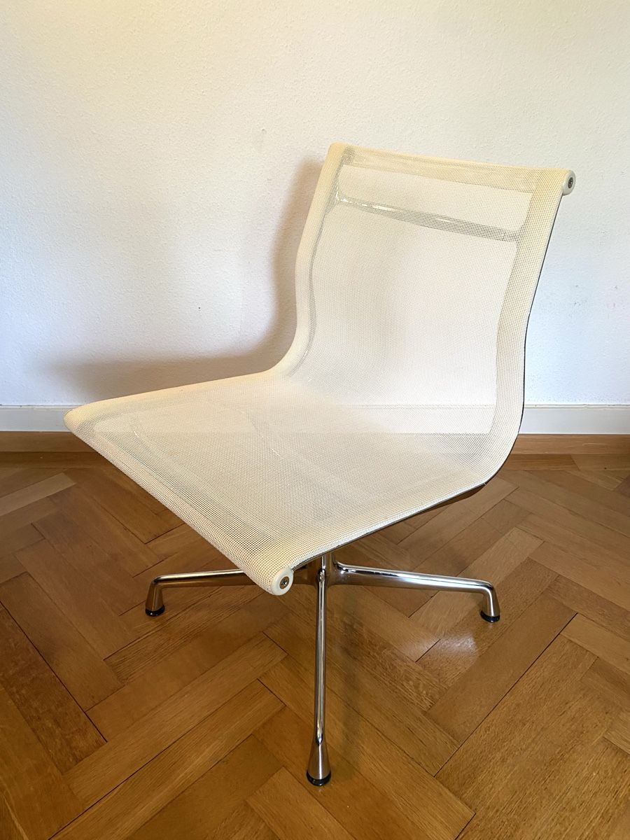 Vitra Stühle: Design Vitra Aluminium Chair EA 101 – Gebraucht aus Olten von sportwelt 4