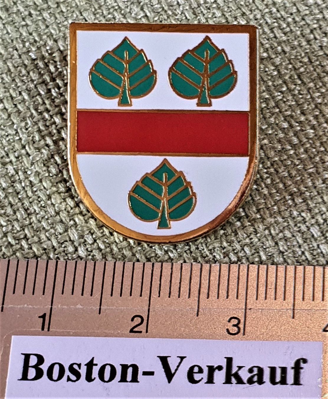 Placchette & Badge: B626 - Pin Schweiz Gemeindewappen - Kirchlindach – Usato da Reinach BL venduto da Boston-Verkauf 1