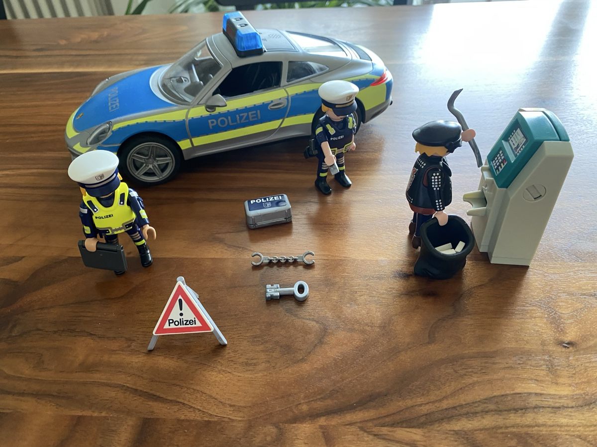 Playmobil Giocattoli: Playmobil Polizeiporsche 70067 – Usato da Küsnacht ZH venduto da Ameise099 2