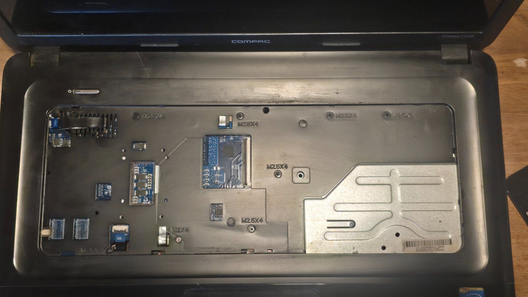 Compaq Notebook: Ordinateur portable Compaq CQ58 pour pièces – Usato da La Chaux-de-Fonds venduto da Bab_bkc6 5