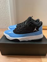 Jordan Max Aura 2 (Black /University Blue) 44.5