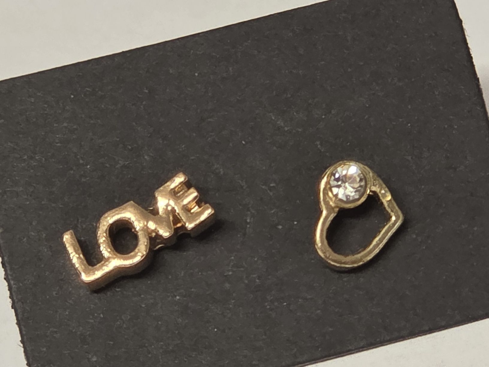 Ohrringe & -stecker:  Ohrstecker "Love" & Herz, Neu! – Neu (gemäss Beschreibung) aus Subingen von DENDLE20 1