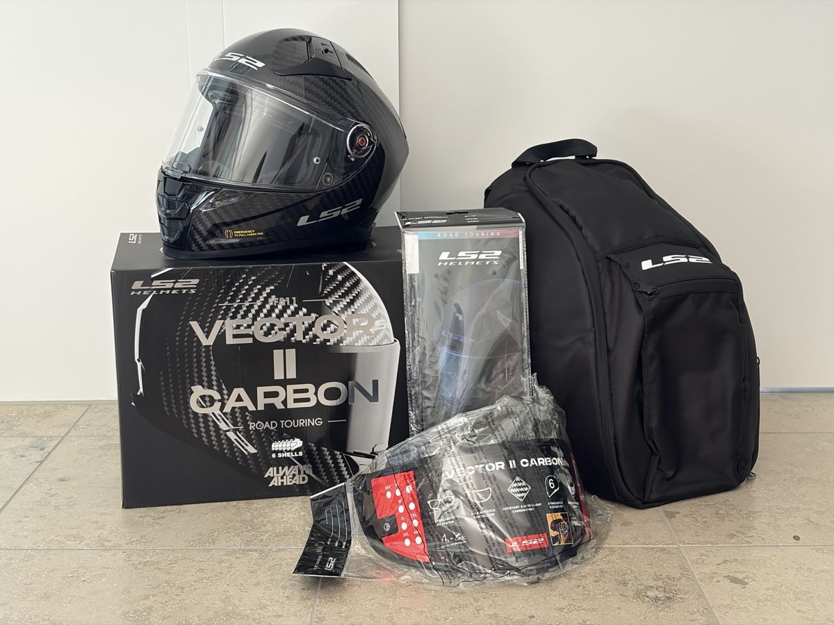 Caschi & visiere: LS2 Vector II Carbon Helm M, glänzend, mit Zubehör – Nuovo (secondo la descrizione) da Zürich venduto da markus767
