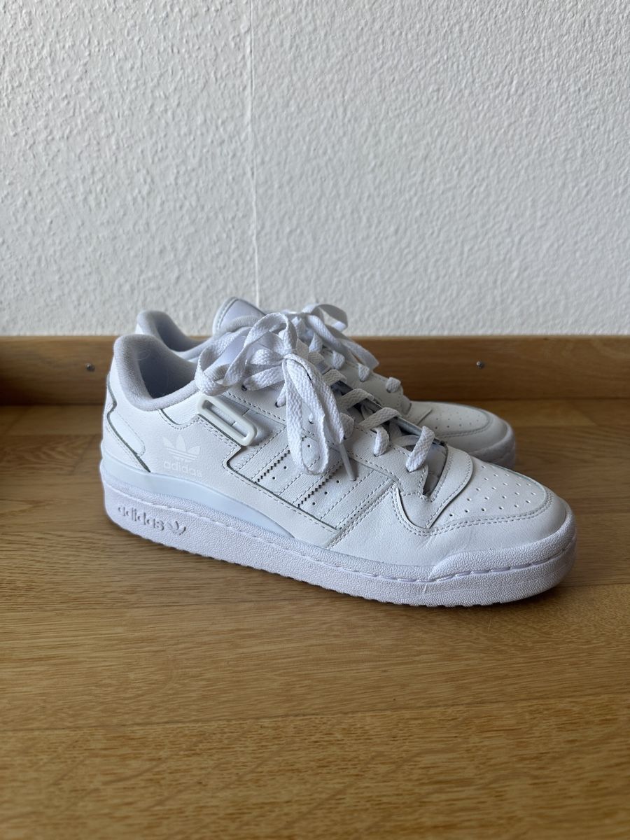 Adidas Herrenschuhe: Adidas Sneaker Forum Low Weiss – Neu (gemäss Beschreibung) aus Adliswil von tioe 1