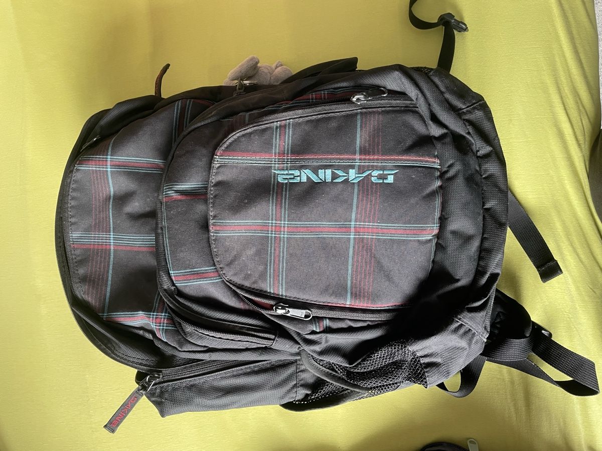 Dakine Zaini: Dakine Rucksack 30L – Usato da Aigle venduto da jas_8pld